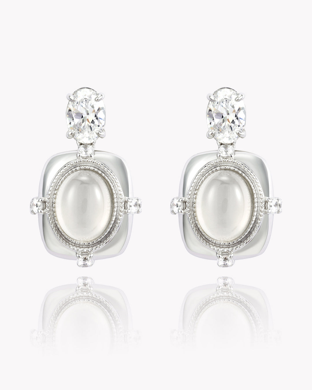 Oval Chalcedony Earrings with Platinum Base and Diamonds