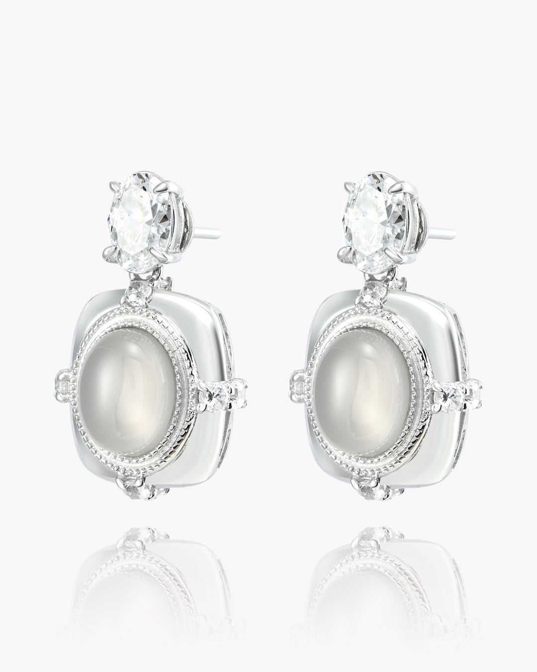 Oval Chalcedony Earrings with Platinum Base and Diamonds