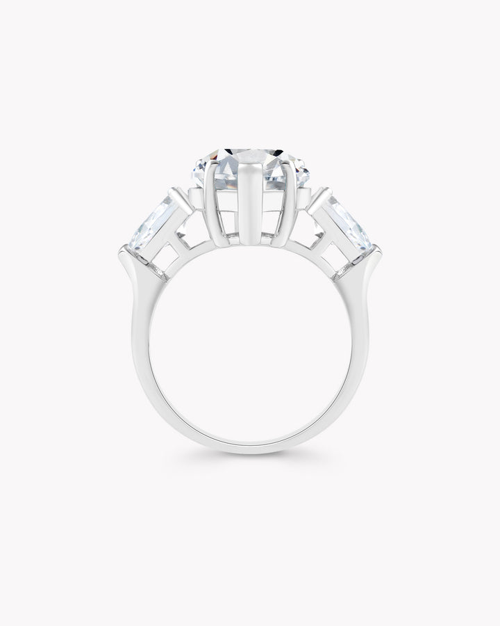 Tear of Joséphine: Pear Cut White Diamond Ring with White Diamond Accents