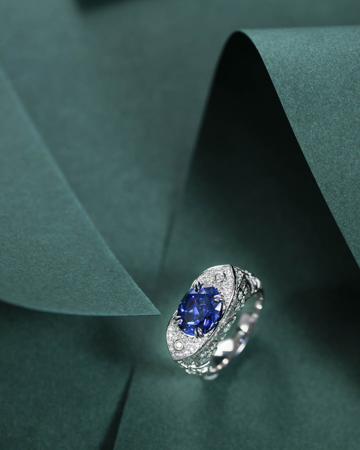 Art Deco Oval Sapphire Platinum Ring